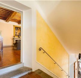 8 Bedroom Villa with Pool near Certaldo, Tuscany, Sleeps 14 - 15